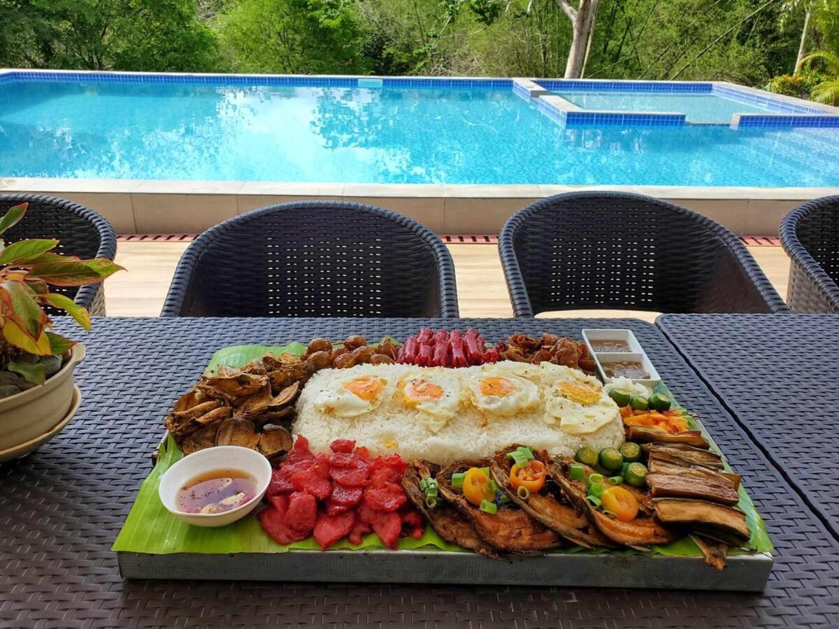 Redwood Cabin Bolinao Exterior foto