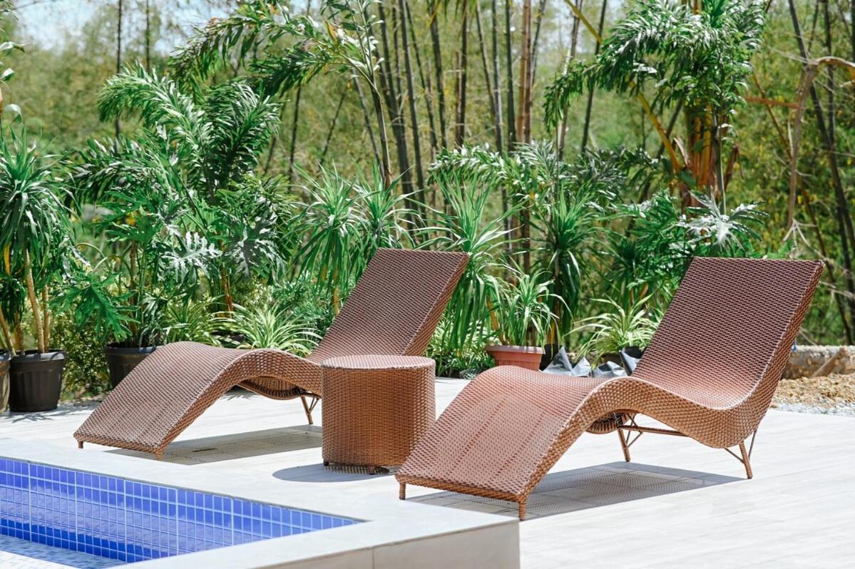 Redwood Cabin Bolinao Exterior foto
